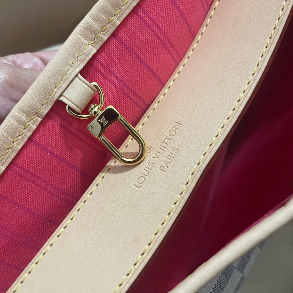 Authenticated Louis Vuitton GM Delightful